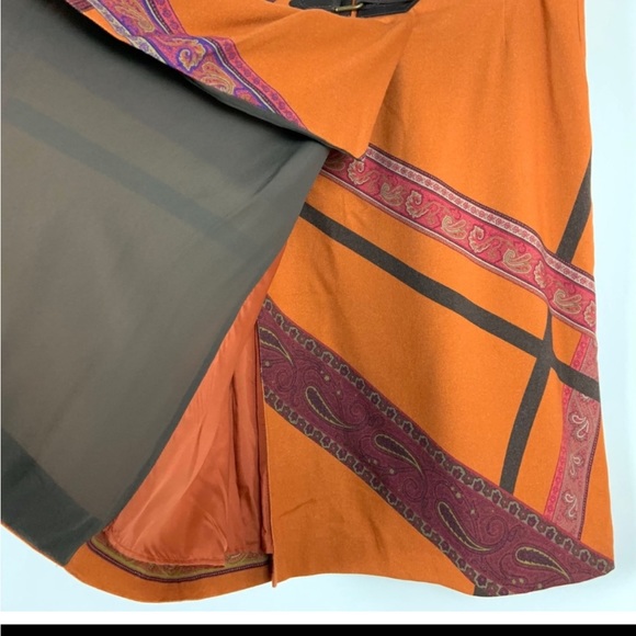 Authentic Etro skirt. Beautiful paisley rust fabric. - Picture 3 of 6